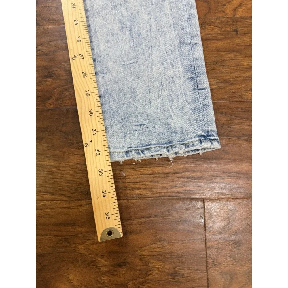 American Eagle Jeans Mens 34x32 Actual Blue  Distressed Denim Holes